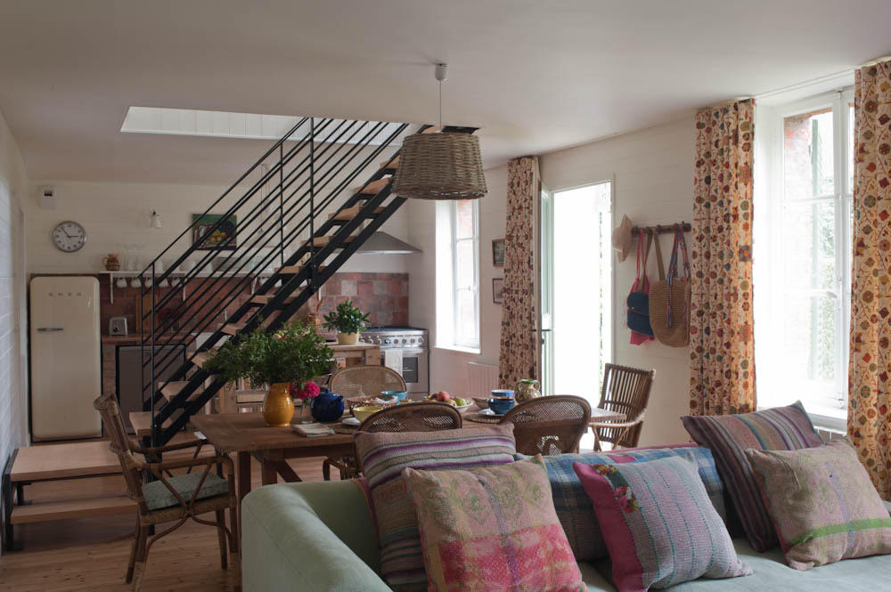 Stacks Image 4484636